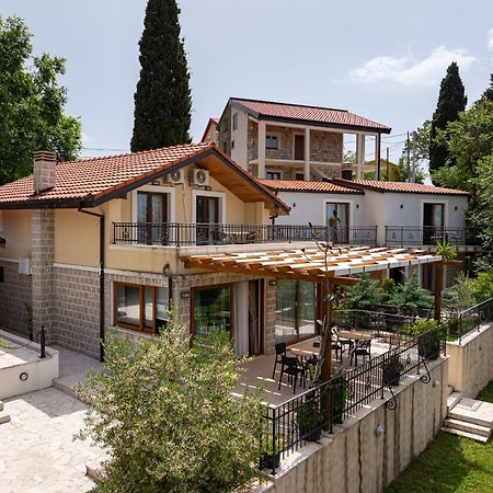 Sunset & Sunrise Villas In Stanisici-Two Villas With Common Pool 布德瓦 外观 照片