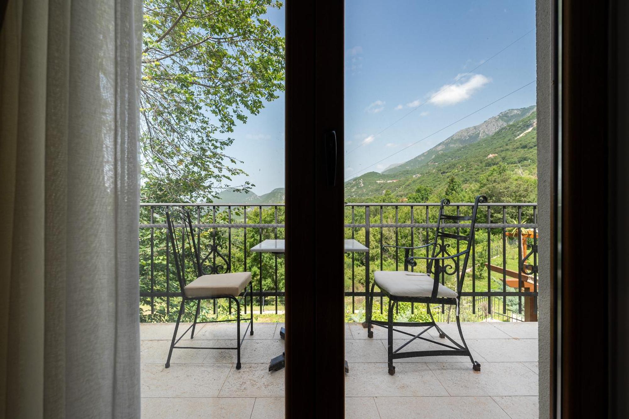Sunset & Sunrise Villas In Stanisici-Two Villas With Common Pool 布德瓦 外观 照片